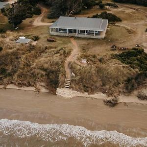 Saltair Freycinet Dolphin Sands Exterior photo