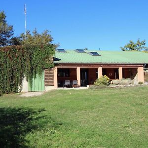 Gite Montbrugnaud: "Les Trois Chenes" Mailhac-sur-Benaize Exterior photo