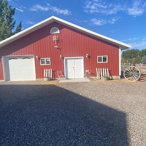 Country Farmhouse Monroe Exterior photo