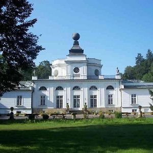 Hotel Butikowy Palac Jablonna Jabłonna Exterior photo