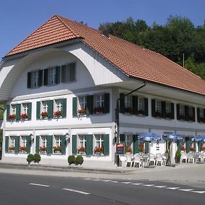 Gasthof Loewen Melchnau Exterior photo