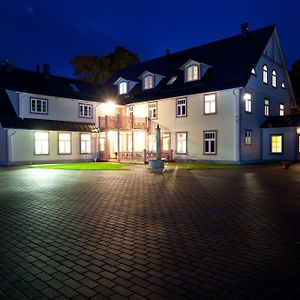Hotell Rapina Räpina Exterior photo
