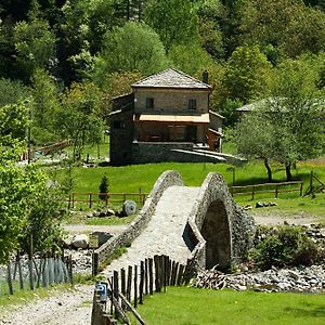 Agriturismo Mulino Marghen - Restored Watermill - Retreat Center Zeri Exterior photo