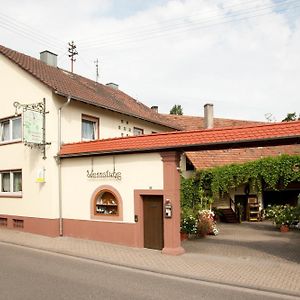 Weingut Und Gaestehaus Vongerichten Oberhausen (Sudliche Weinstrasse) Exterior photo