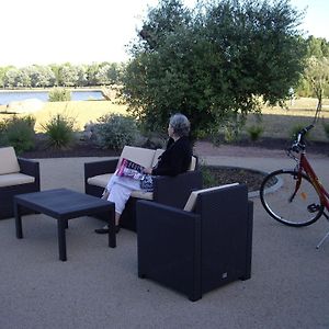 La Terrasse Des Oliviers Mansigné Exterior photo