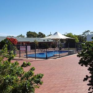 Gateway Motor Inn - Self Check-In Broken Hill Exterior photo