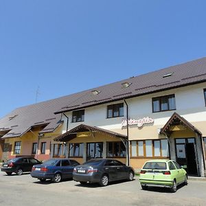 Viktoria Hotel Obroshino Exterior photo