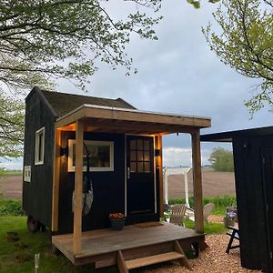 Tiny House Smuk Tytsjerk Exterior photo