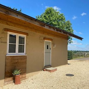 Spring Hill Cottages Towcester Exterior photo