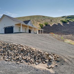 Lake Roosevelt Getaway With Lake And Mountain Views! Davenport Exterior photo