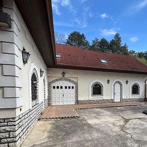 Veszpremvoelgyi Kuria Veszprém Exterior photo