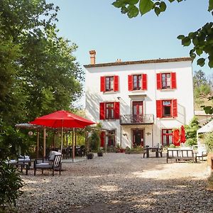 Domaine Des Lilas Saint-Germain-Lembron Exterior photo