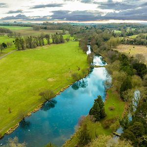 Avington Lakes Winchester Exterior photo