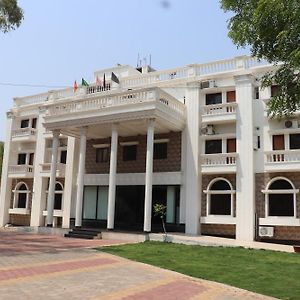Hotel Kailas Residency Managed By Knight Hotels & Restaurants Aurangabad (Maharashtra) Exterior photo