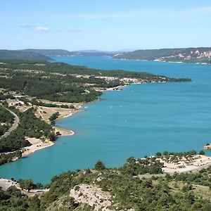 A 10 Mn De Moustiers St Marie Lac St Croix Parc National Du Verdon Roumoules Exterior photo