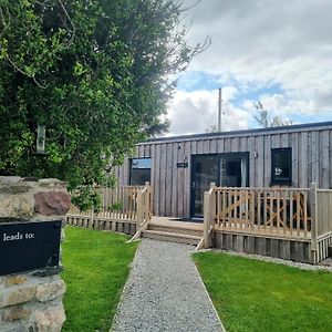 The Cabins - House Of Juniper Broadford (Isle of Skye) Room photo