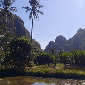 Desa Wisata Rammang-Rammang Baloci Exterior photo
