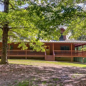 Rogers Cabin On 17 Acres With Wraparound Deck! Rambo Riviera Exterior photo