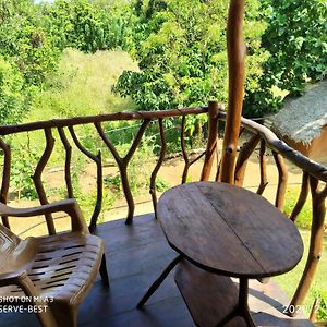 Sigiriya Rock Gate Tree House Exterior photo