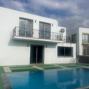 Ozbay Villa Kyrenia (Northern Cyprus) Exterior photo