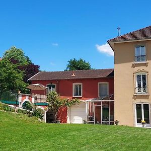 Maison Letrat La Tour-du-Pin Exterior photo