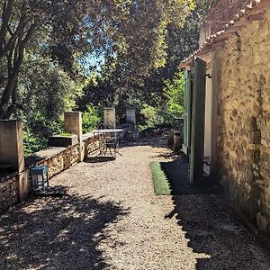 Sous les Chênes Peypin-d'Aigues Exterior photo