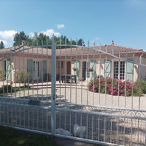 Chambre Entree Privee Dans Grande Maison Castres (Tarn) Exterior photo