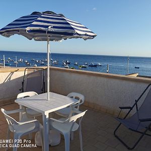 Casa Vacanze Al Mare, Lido Biscione - Petrosino Case Ruccione Exterior photo