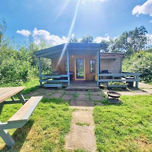 Beautiful Wooden Tiny House, Glamping Cabin With Hot Tub 2 Tuxford Exterior photo