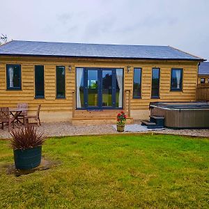 Edgmond Lodges - Scropton Hilton (Derbyshire) Exterior photo