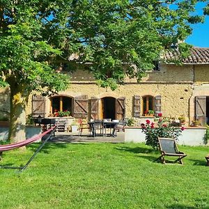 La Ferme De Menoun Thil (Haute-Garonne) Exterior photo