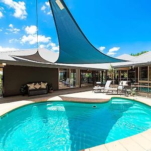Idyllic Whitsunday Holiday Home With Amazing Views Airlie Beach Exterior photo