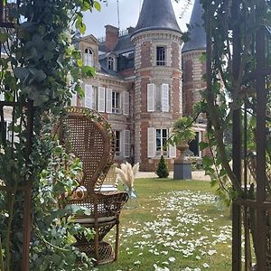 Chateau De La Plumasserie Fontenay-Trésigny Exterior photo