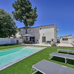 Lovely Home In Nmes With Outdoor Swimming Pool Nîmes Exterior photo