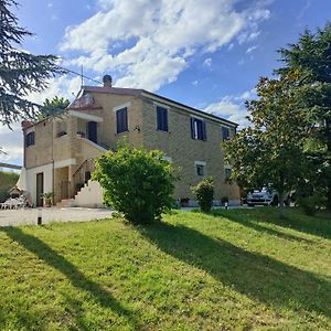 La Casa Del Duca Montalto delle Marche Exterior photo