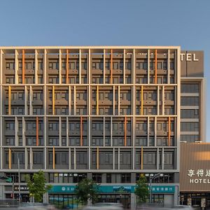 In Joy Hotel Taichung Exterior photo