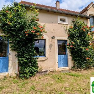 Maison Typique En Berry Avec Jardin Privatif, Bbq Et Parking - Fr-1-591-598 Thenay (Indre) Exterior photo