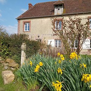 Sainte-Suzanne Gite De La Ferme Calme Et Tranquille Les Baux-de-Breteuil Exterior photo