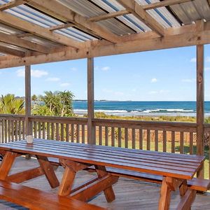 Banana Bach By The Beach- House Price Waihau Bay Exterior photo