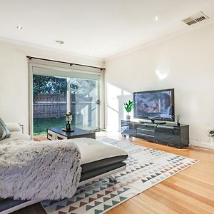 Nunawading Beautiful 3Br Housedeckingcourtyard Exterior photo