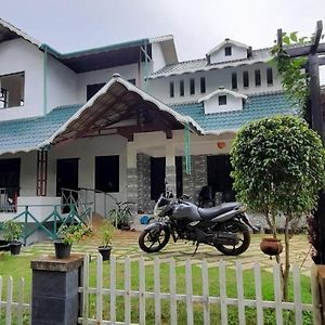 Casita Greens Kondotty Exterior photo