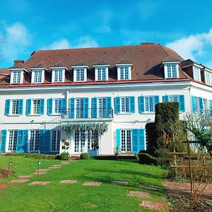 Chateau De Montreuil Montreuil (Pas-de-Calais) Exterior photo