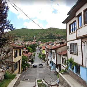 Afyon Kalesi Eteklerinde Bir Yer Afyonkarahisar Exterior photo