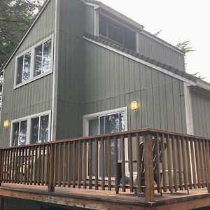 Seafoam Chalet Shelter Cove Exterior photo