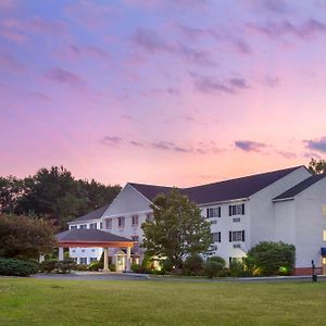 Best Western Plus Berkshire Hills Inn & Suites Pittsfield Exterior photo