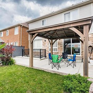 Modern 2 Bedroom Apt - Free Parking Wifi Laundry Workstation Brampton Exterior photo