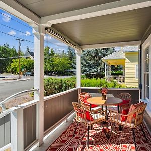 Charming Downtown Mccloud Retreat Home McCloud Exterior photo