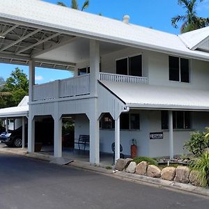 Tully Motel Exterior photo