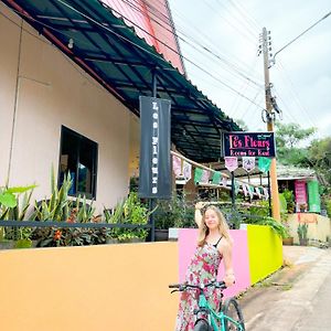 Les Fleurs House Khao Lak Exterior photo