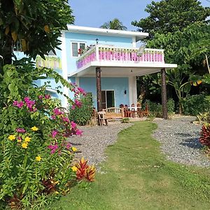 Whitesands Beach Resort San Isidro (Siargao) Exterior photo